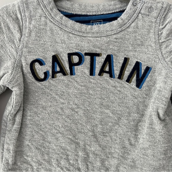 GAP Captain Crew Neck Sweater - Picture 2 of 6